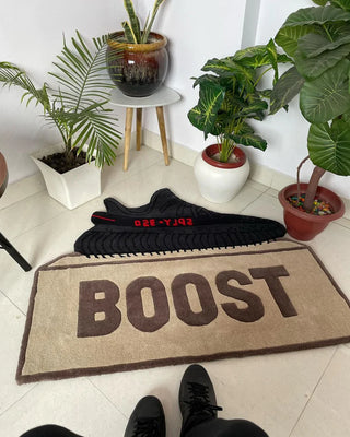 YEEZY BOOST